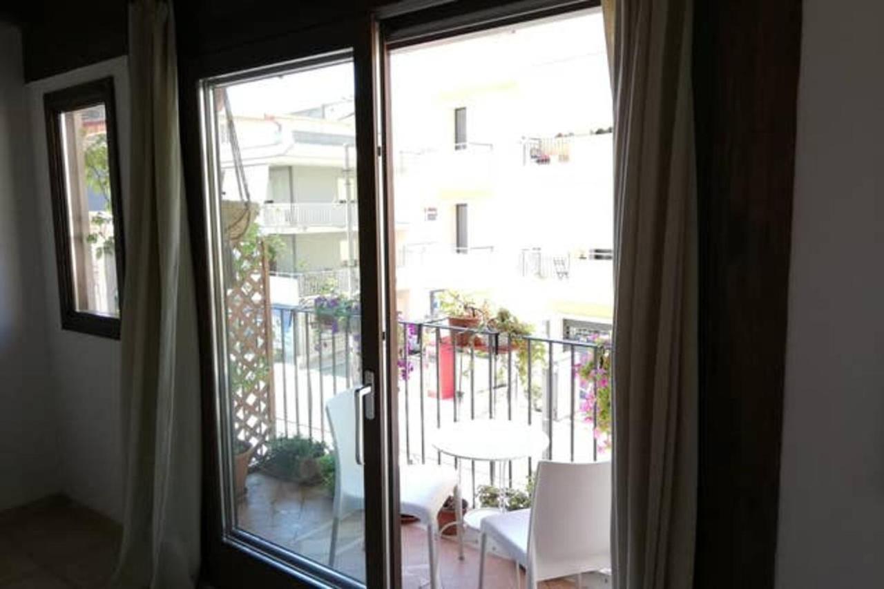 Ferienwohnung Casa A 100Mt Mare Pozzallo Exterior foto