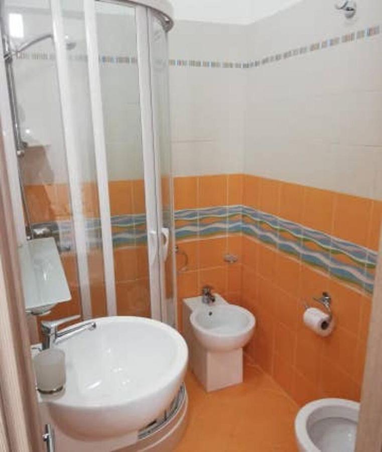 Ferienwohnung Casa A 100Mt Mare Pozzallo Exterior foto
