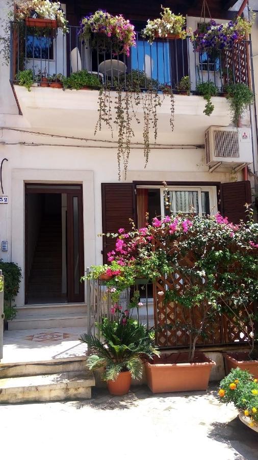 Ferienwohnung Casa A 100Mt Mare Pozzallo Exterior foto
